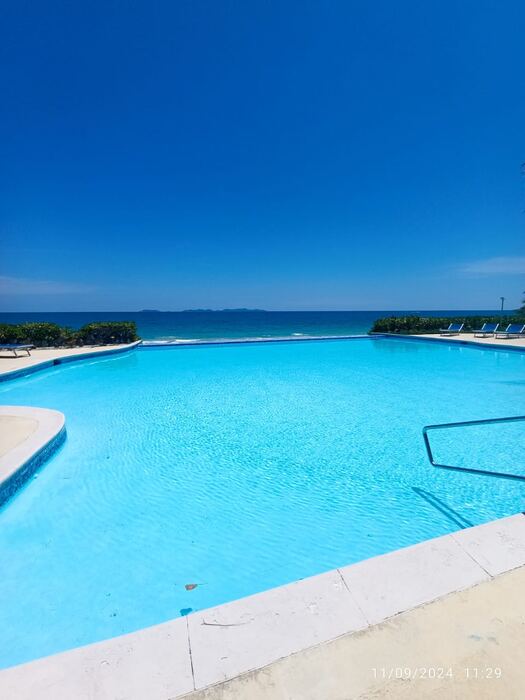 Sea-view apartment at Playa Parguito, photograph 2
