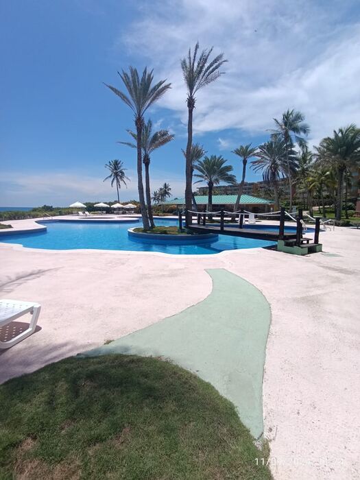 Sea-view apartment at Playa Parguito, photograph 15